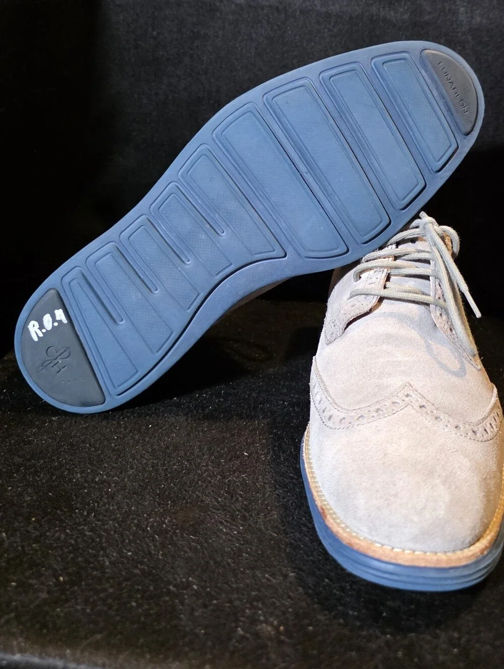 Cole Haan Men's Suede Wingtip Derby Shoes in Light Gray with Blue Sole Size 10